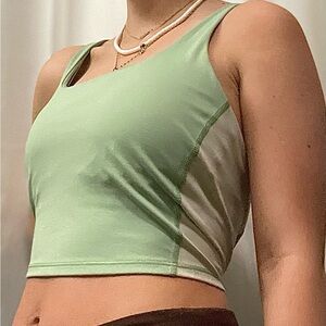 vintage All in Motion two-tone green fitted/cropped tank top w/ built-in bra